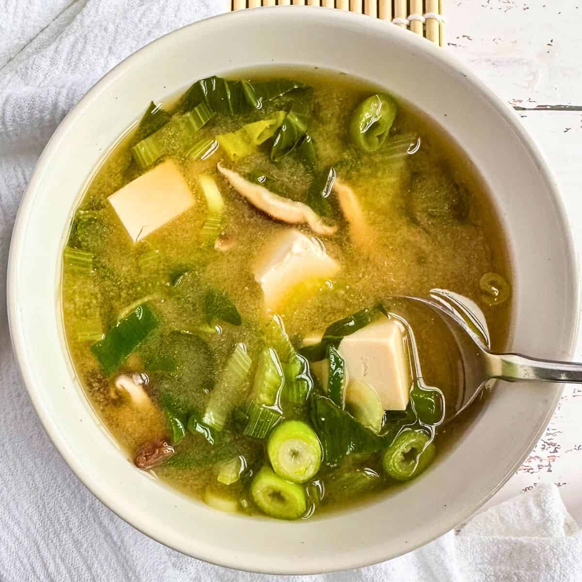 Healthy Vegan Miso Soup