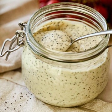 Vegan creamy poppy seed dressing