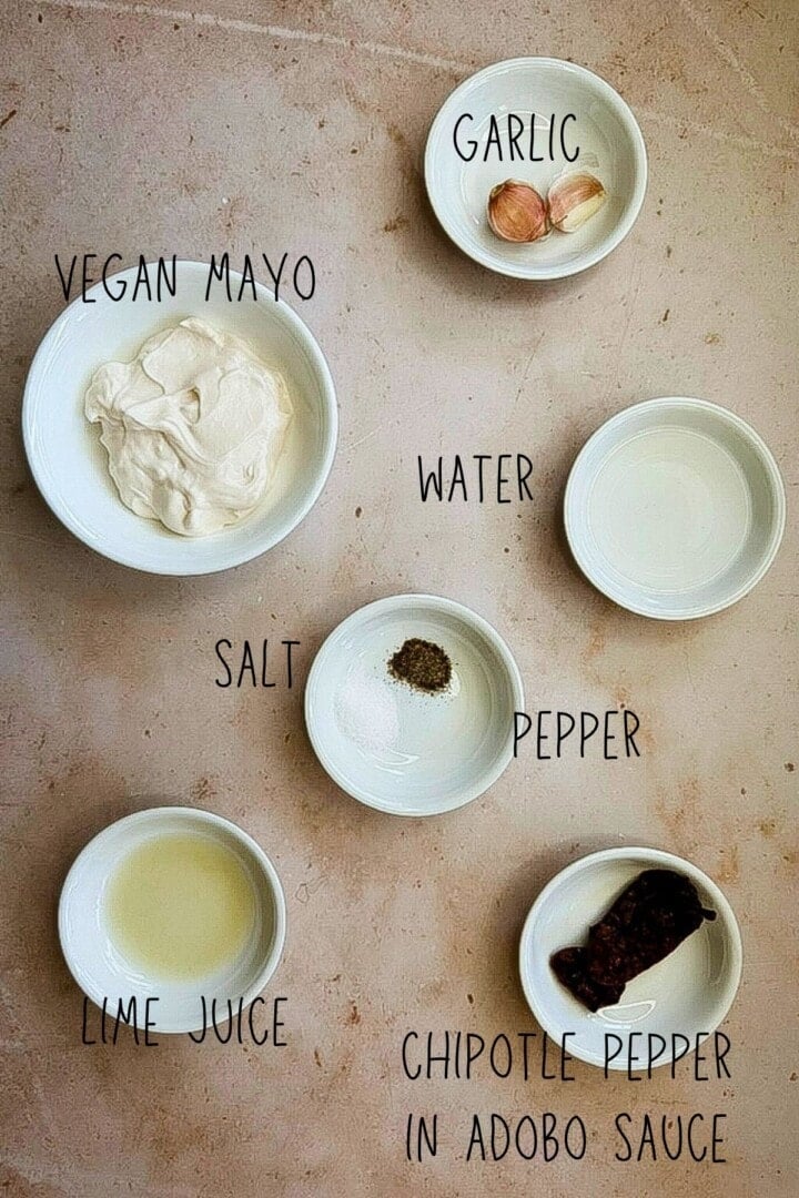 ingredients for chipotle aioli in bowls