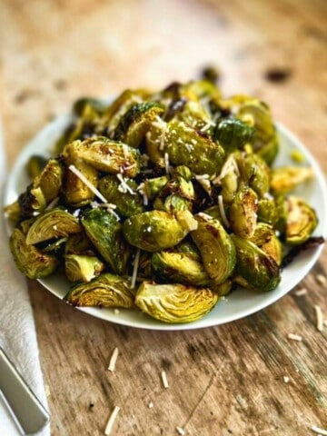 roasted brussels sprouts with vegan parmesan