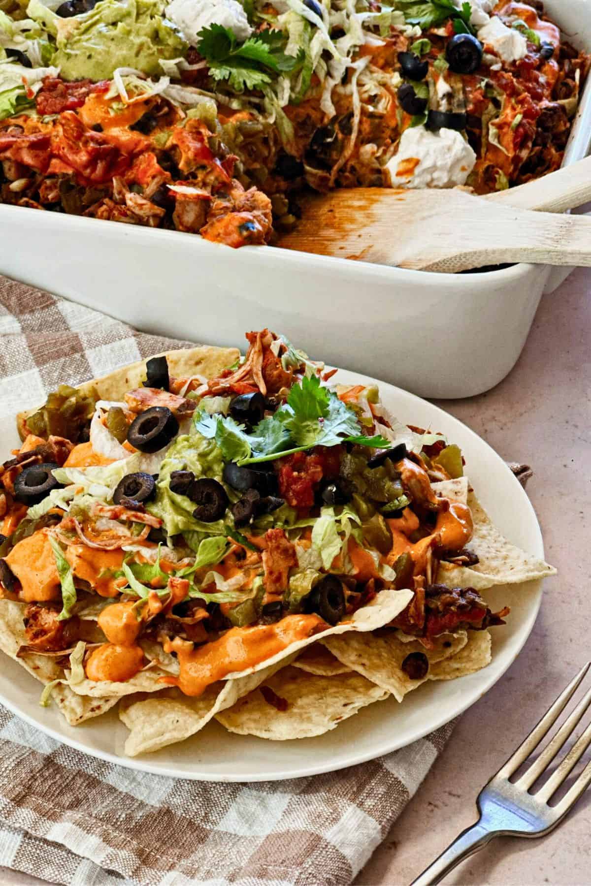 vegan jackfruit nachos (3) plate of jackfruit nachos.