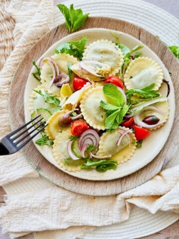 plate of the ravioli salad.
