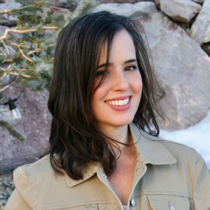 Regina Pearce head shot.